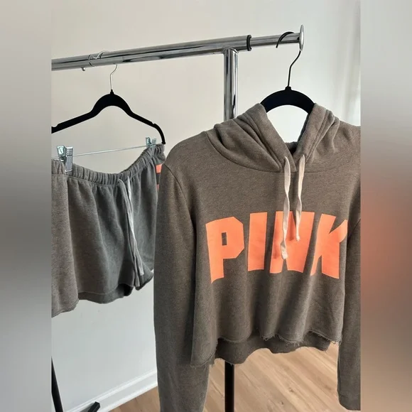 Victorias Secret PINK Gray Hoodie and Shorts Set - Picture 2 of 9